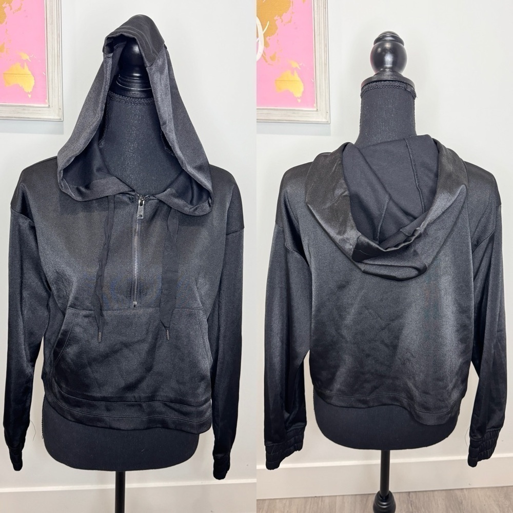 Forever 21 Black Satin Like 3/4 Zip Cropped Women’s Hoodie (S)